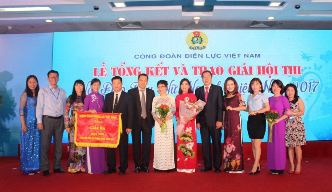 Ninh Binh Thermal Power Joint Stock Company represented Power Generation Corporation 3 to participate in the contest "Women Beauty in Electricity Sector" organized by Vietnam Electricity.