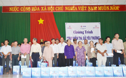 Nhiệt điện Phú Mỹ " Trao niềm tin, gửi yêu thương"