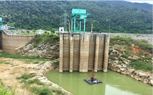 Buon Kuop Hydropower Plant guarantees the water source for the downstream areas in the dry season