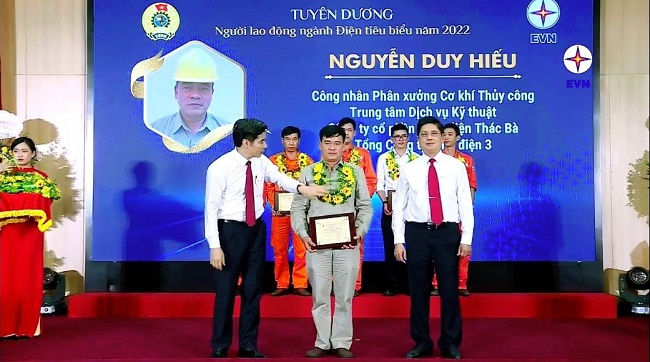 Nguyễn Duy Hiếu - Người lao động tiêu biểu của ngành điện năm 2022