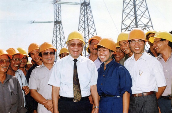 Đường dây 500kV Bắc - Nam mạch 1 mở đầu cho hiện đại hóa hệ thống truyền tải quốc gia