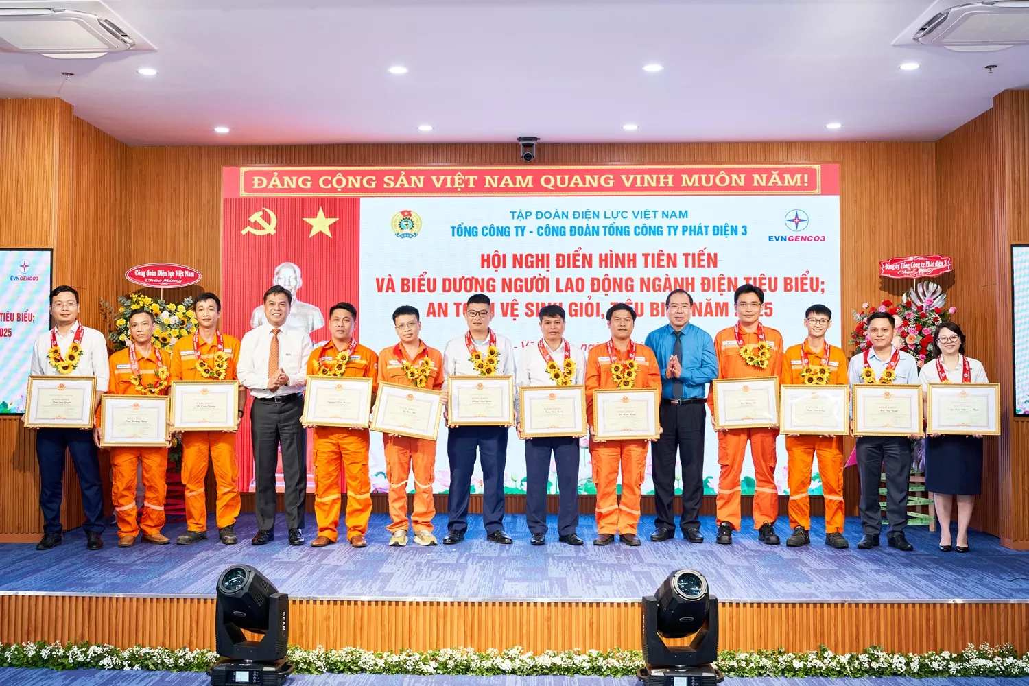 EVNGENCO3 biểu dương 38 gương điển hình tiên tiến, 42 người lao động ngành Điện tiêu biểu năm 2025