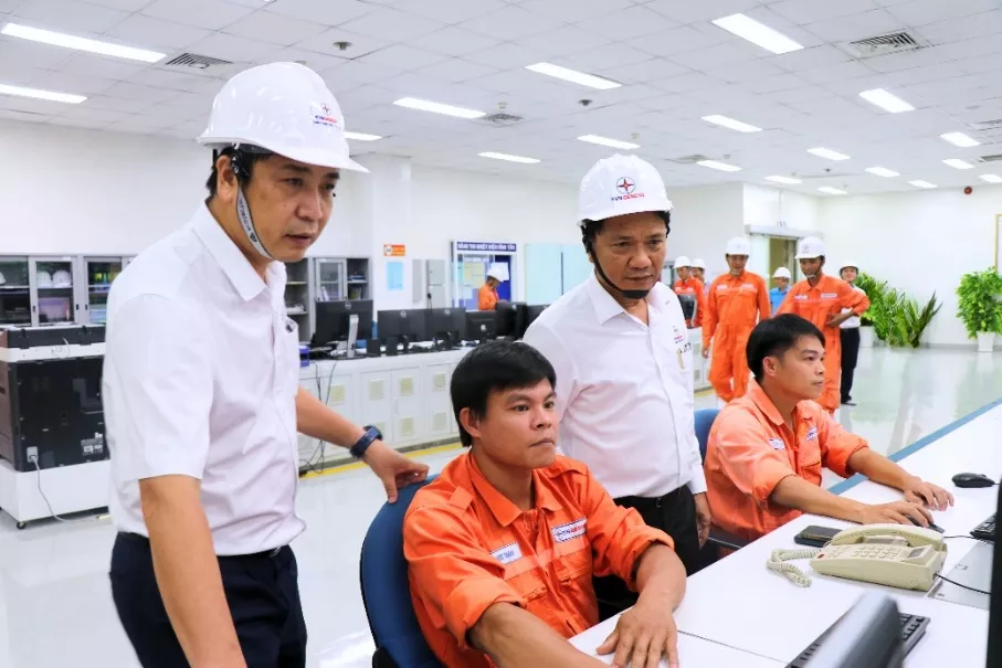 Công ty Nhiệt điện Vĩnh Tân sát cánh cùng người lao động, đảm bảo vận hành mùa khô